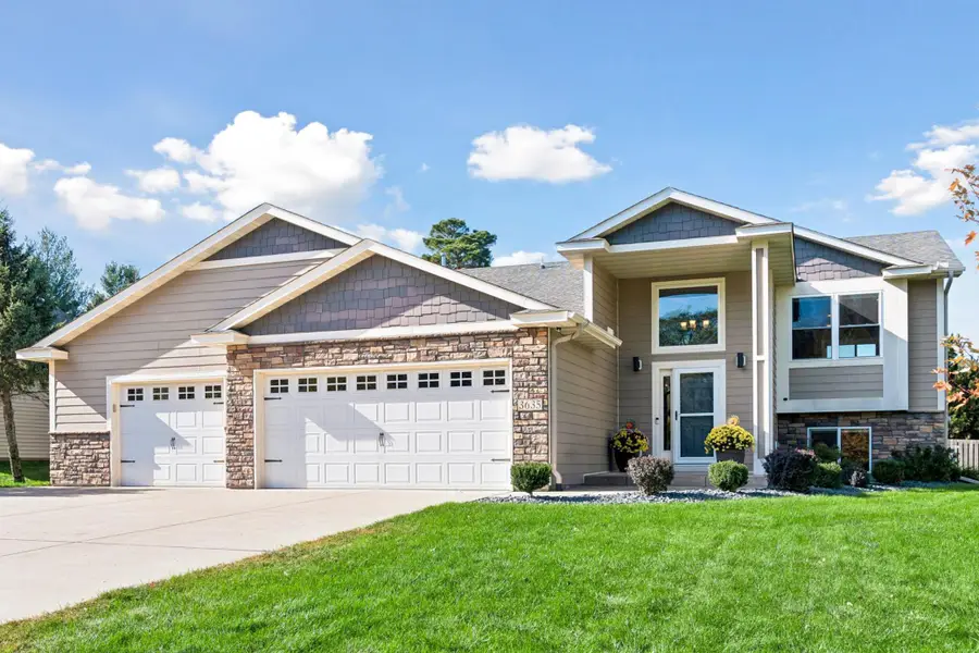 3635 Edgerton Street, Vadnais Heights, MN 55127 - #2