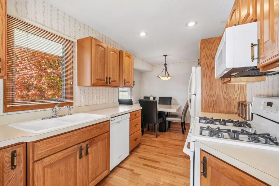 5637 Rhode Island Avenue N, Crystal, MN 55428 - #3