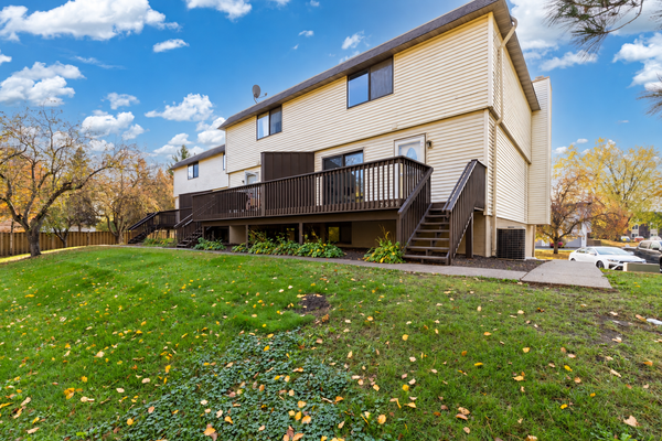 7539 62nd Court N, Brooklyn Park, MN 55428