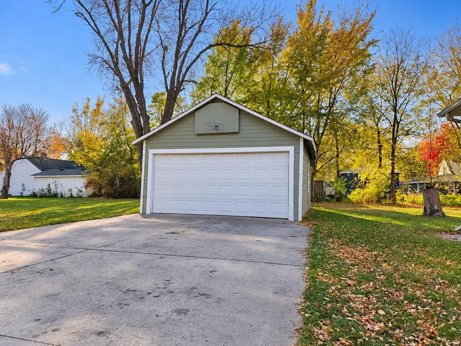 714 9th Street Sw, Willmar, MN 56201 - #3