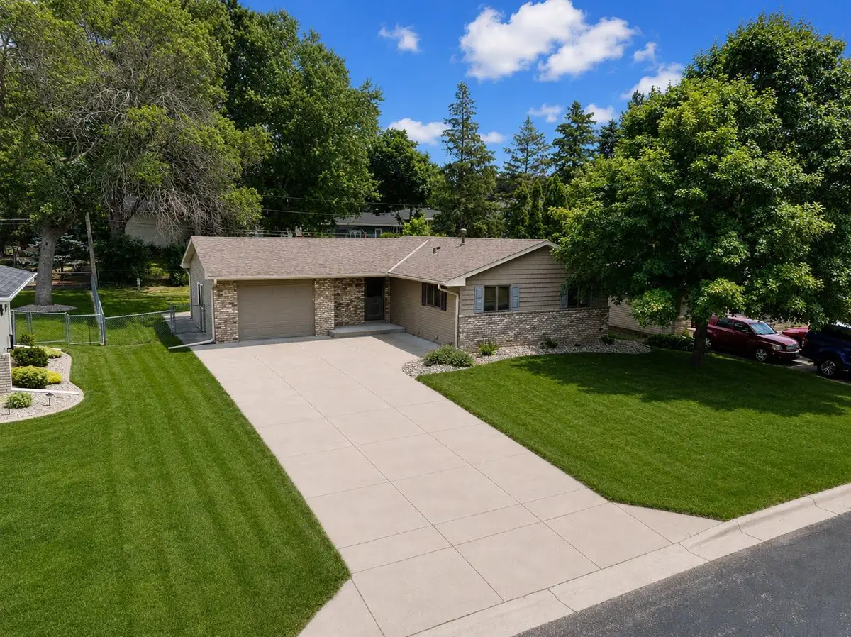 1381 Woodhill Drive, Woodbury, MN 55125 - #1