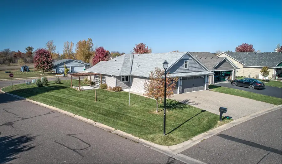 594 Roosevelt Street S, Cambridge, MN 55008 - #3