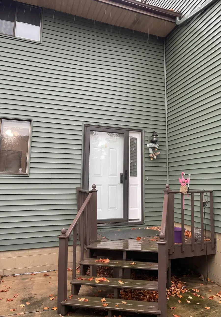 1807 Livingston Avenue, West Saint Paul, MN 55118 - #2