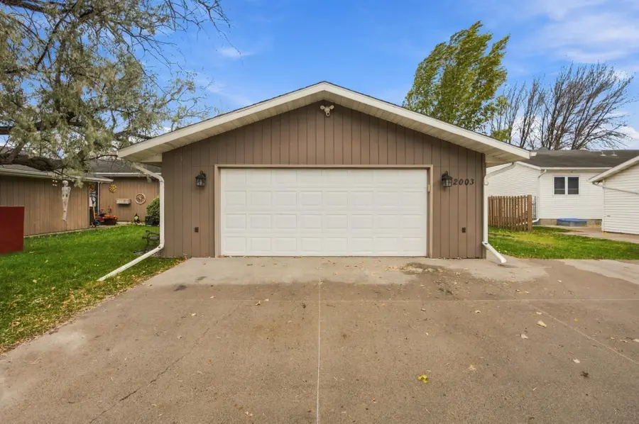 2003 32nd Avenue S, Fargo, ND 58103 - #2