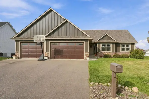 1633 Beaver Way, New Richmond, WI 54017