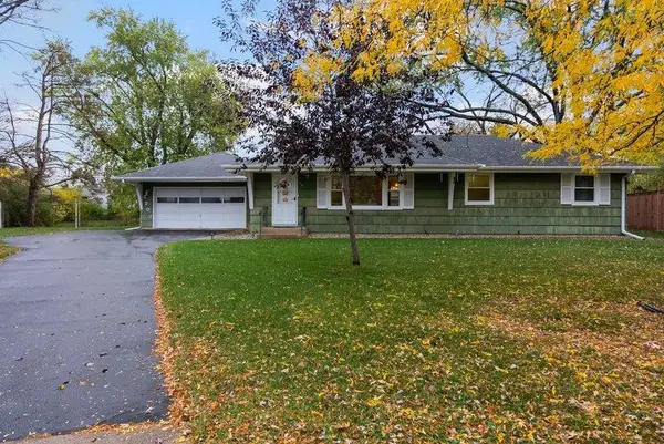 2307 114th Lane Nw, Coon Rapids, MN 55433