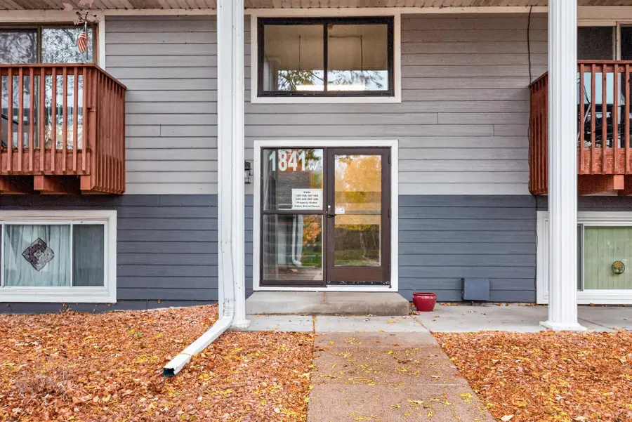 1841 113th Avenue Nw #105, Coon Rapids, MN 55433 - #2