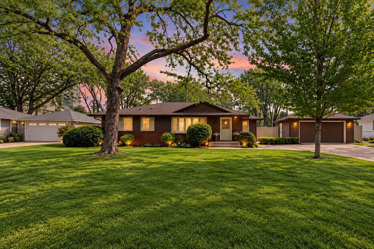 8209 Knox Avenue S, Bloomington, MN 55431 - #1