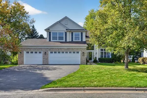 1034 Earley Lake Place, Burnsville, MN 55306