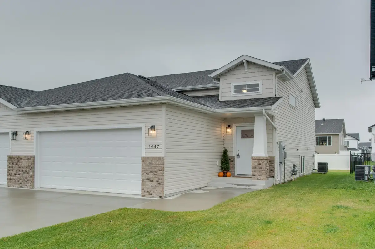 1447 69th Avenue S, Fargo, ND 58104 - #1
