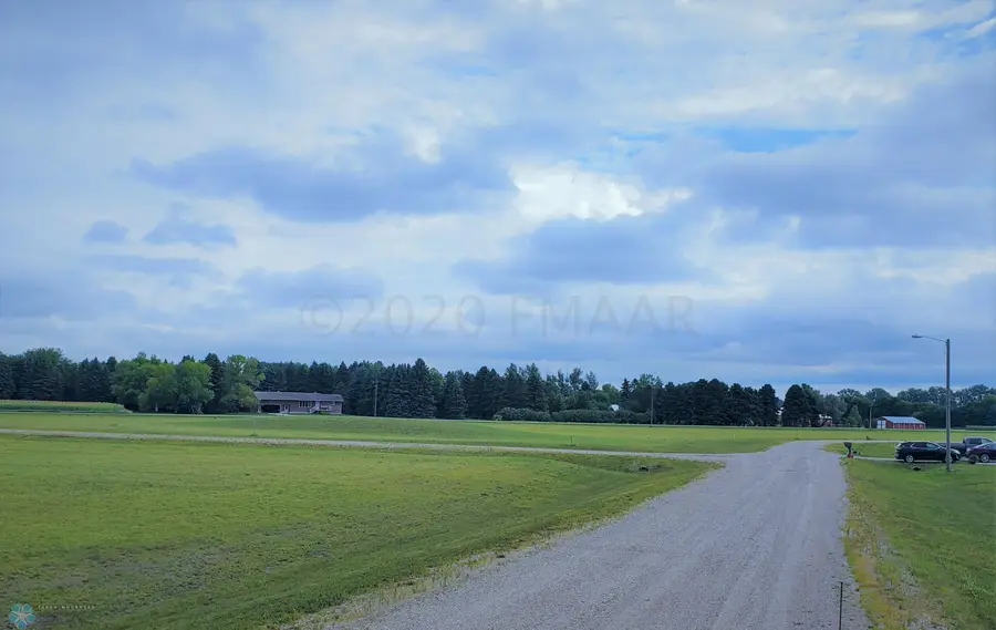 1013 Edison Street, Milnor, ND 58060 - #2