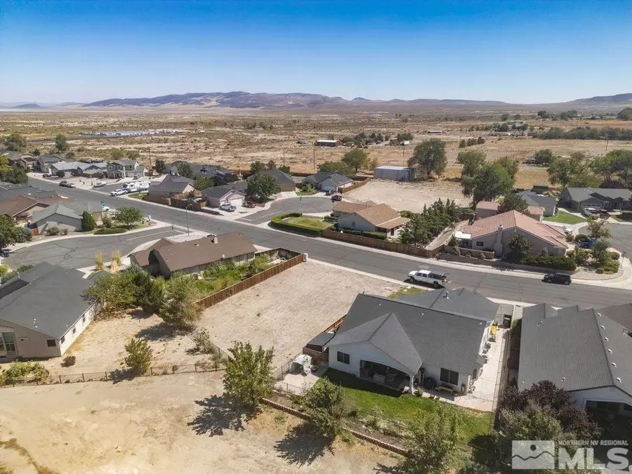 594 Wedge Lane, Fernley, NV 89408 - Image #3