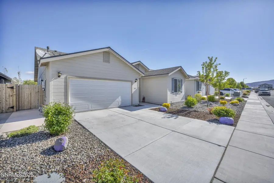 307 Granite Court, Dayton, NV 89403 - Image #2
