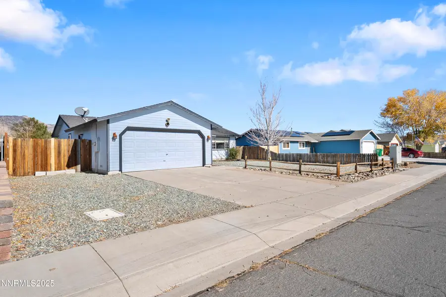 204 Gordon Lane, Dayton, NV 89403 - Image #2