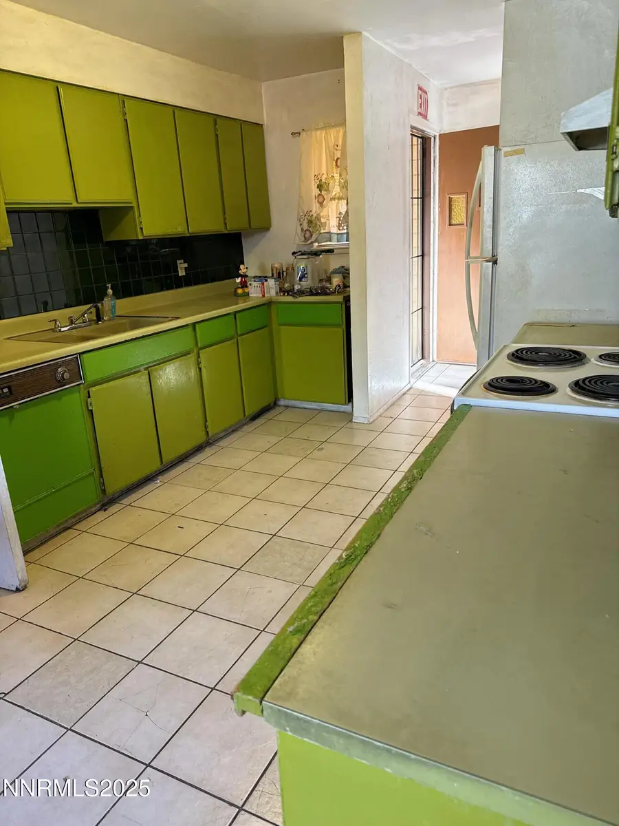 3335 Downey Avenue, Reno, NV 89503 - Image #3