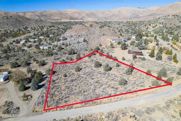 1340 Hematite Court, Topaz Ranch Estates, NV 89444