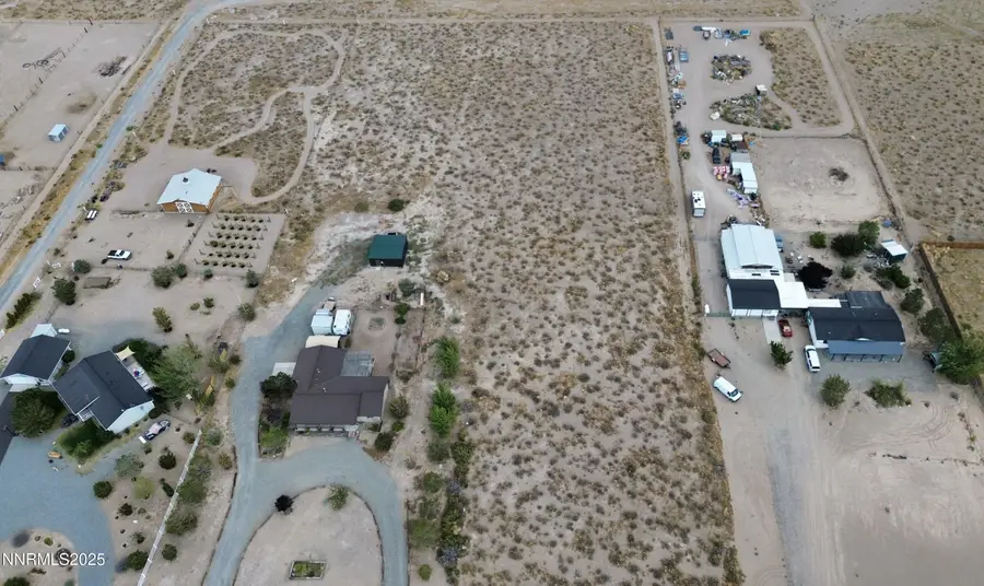 98 N Bybee Lane, Yerington, NV 89447 - Image #2