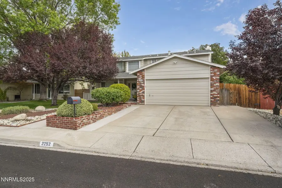 2252 Sycamore Glen Drive, Sparks, NV 89434 - Image #2
