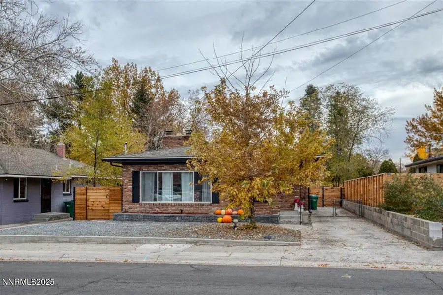 840 Hunter Lake Drive, Reno, NV 89509 - Image #2