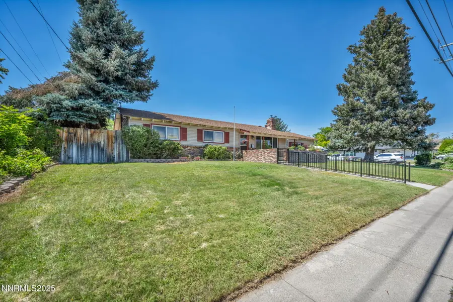 1852 Mountain Street, Carson City, NV 89703 - Image #2