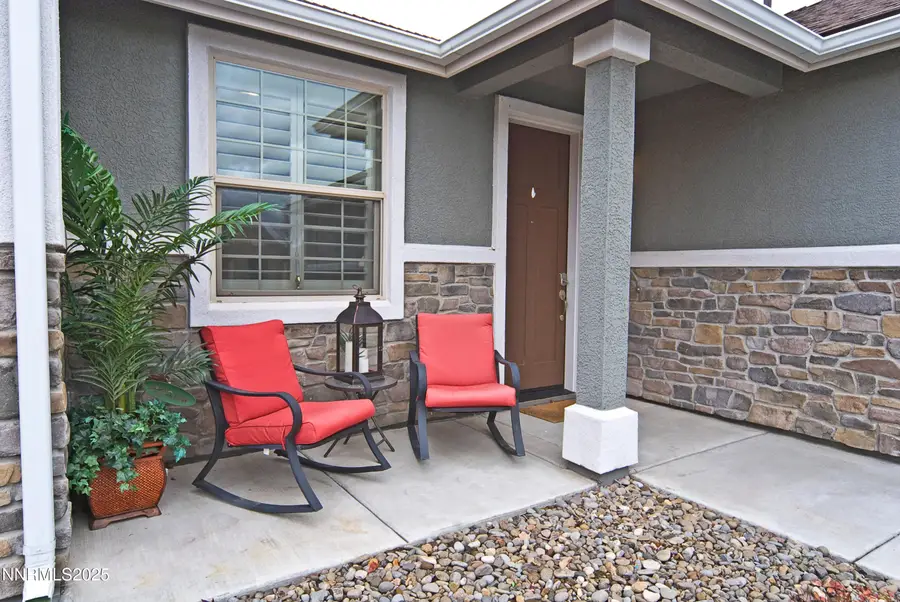 768 E Cottage Loop, Gardnerville, NV 89460 - Image #2