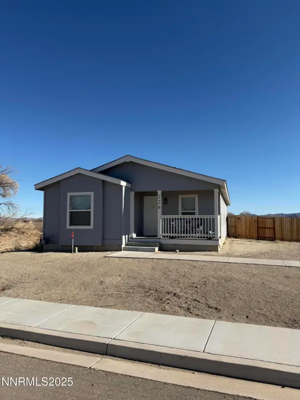 226 Sweetwater Drive, Yerington, NV 89447