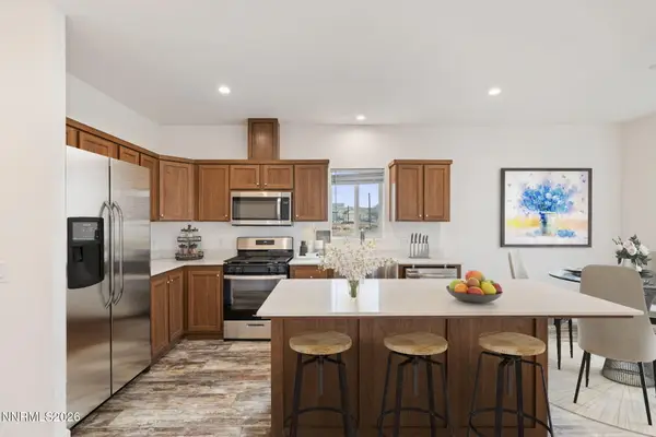 3695 E 10th Street, Silver Springs, NV 89429