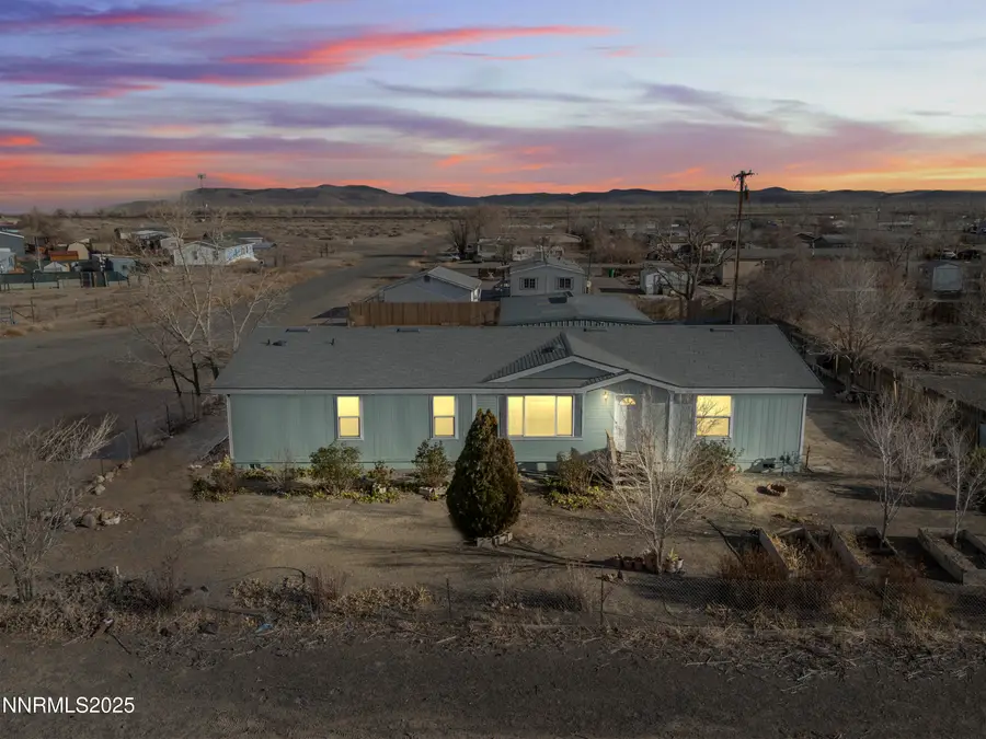 2550 Rawhide Street, Silver Springs, NV 89429 - Image #2