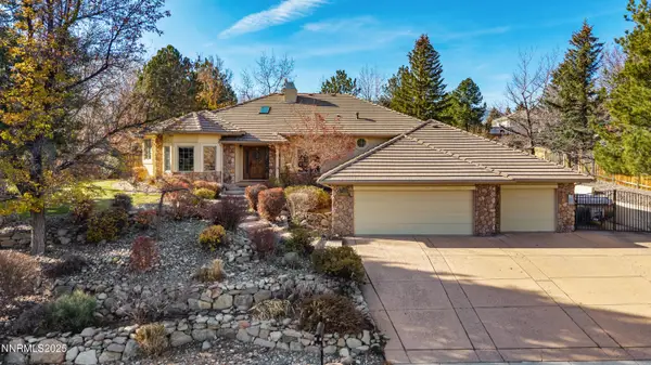 35 Desert Willow Way, Reno, NV 89511