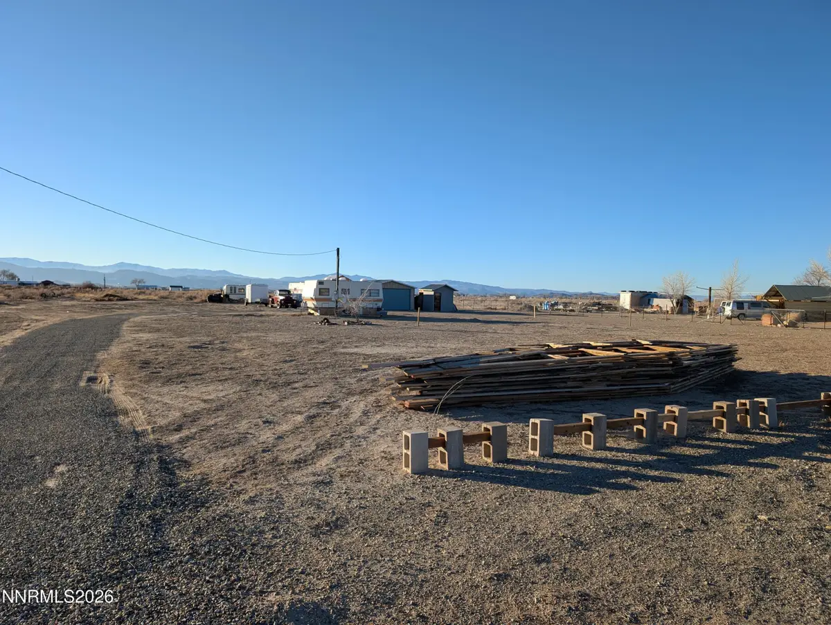 13 Falcon Way, Yerington, NV 89447 - Image #1