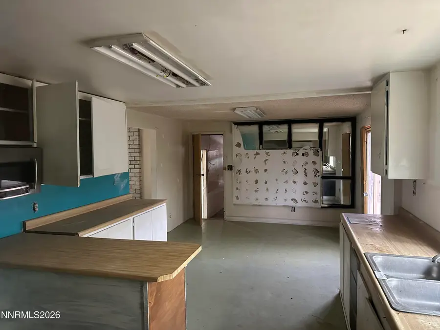 28 Arndell Way, Sparks, NV 89431 - Image #2