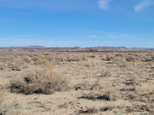 1380 E Green Avenue, Silver Springs, NV 89429