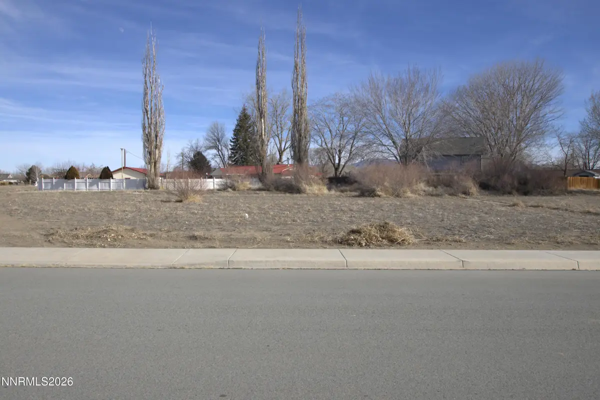902 S Whitacre Street, Yerington, NV 89447 - Image #1