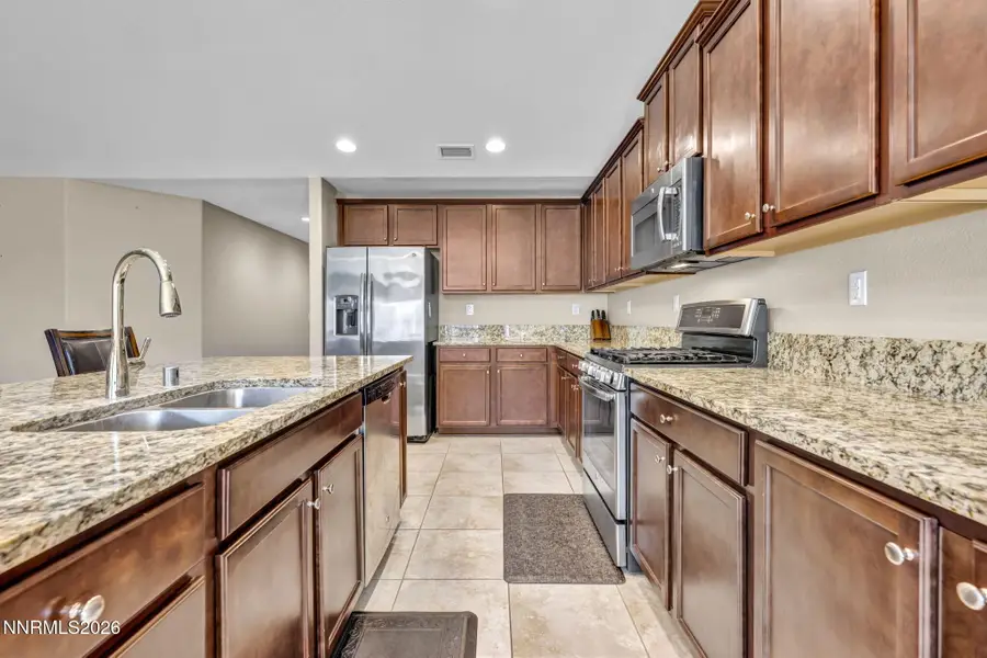 125 Carson River Drive, Dayton, NV 89403 - Image #2