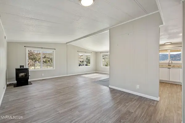 3620 Granite Way, Topaz Ranch Estates, NV 89444