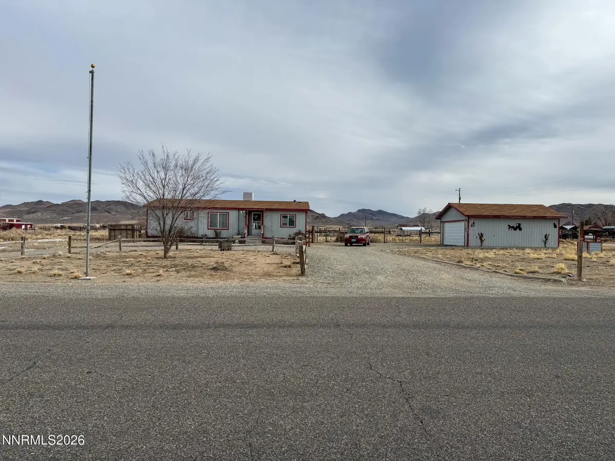 48 N Bybee Lane, Yerington, NV 89447 - #1