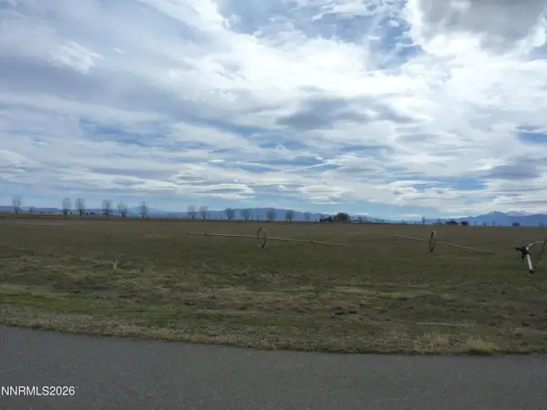 100 Oreana Peak Road, Smith Valley, NV 89444