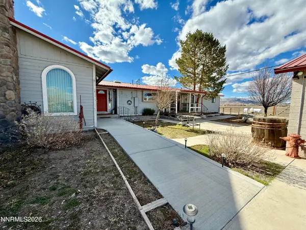 30 E Tognoli Lane, Yerington, NV 89447