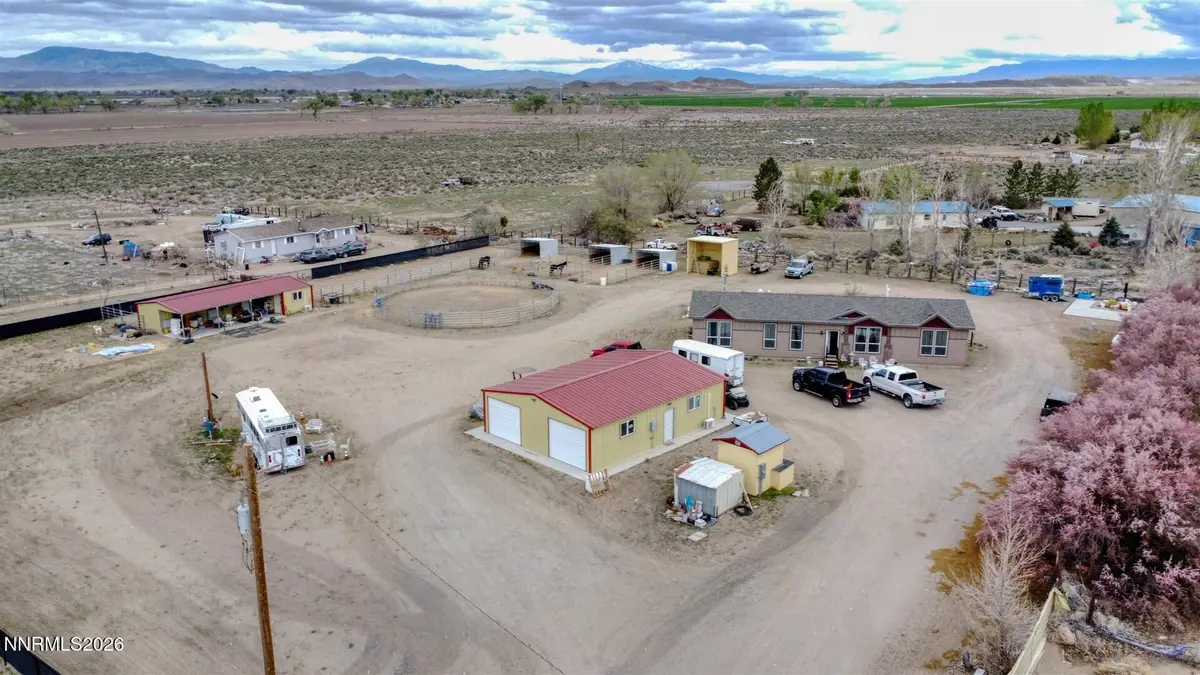 31 Amanette Way, Yerington, NV 89447 - #1