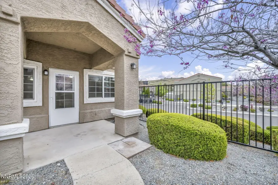 5695 Vista Luna Drive #APT 101, Sparks, NV 89436 - #2