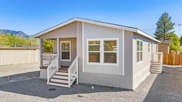 135 Fireman Row, Dayton, NV 89403