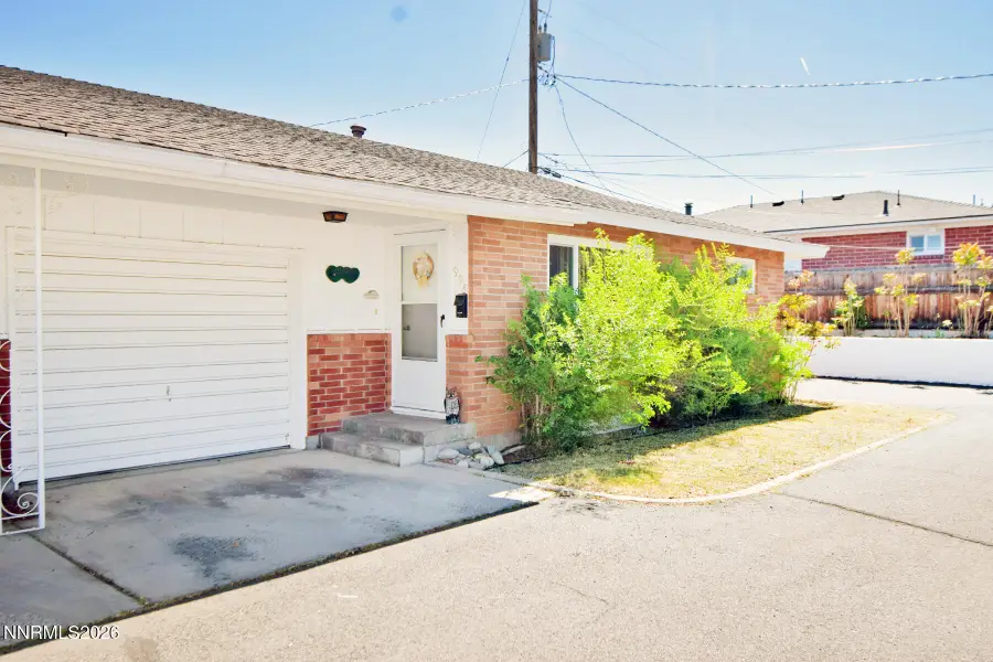 998 Roberts Street, Reno, NV 89502 - #2