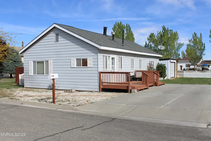 320 Reyes Way, Yerington, NV 89447 - #2