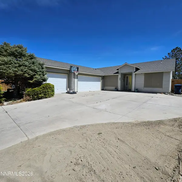 163 Shadow Mountain Drive, Fernley, NV 89408