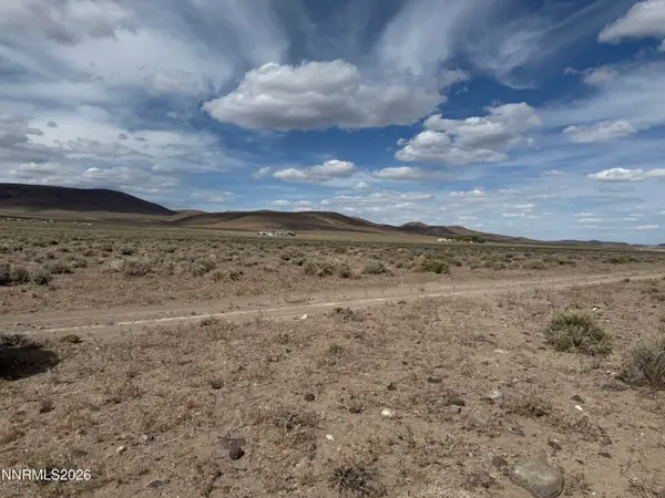 2845 Comstock Street, Silver Springs, NV 89429