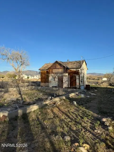 460 E 4th Street, Wadsworth, NV 89442 - #3