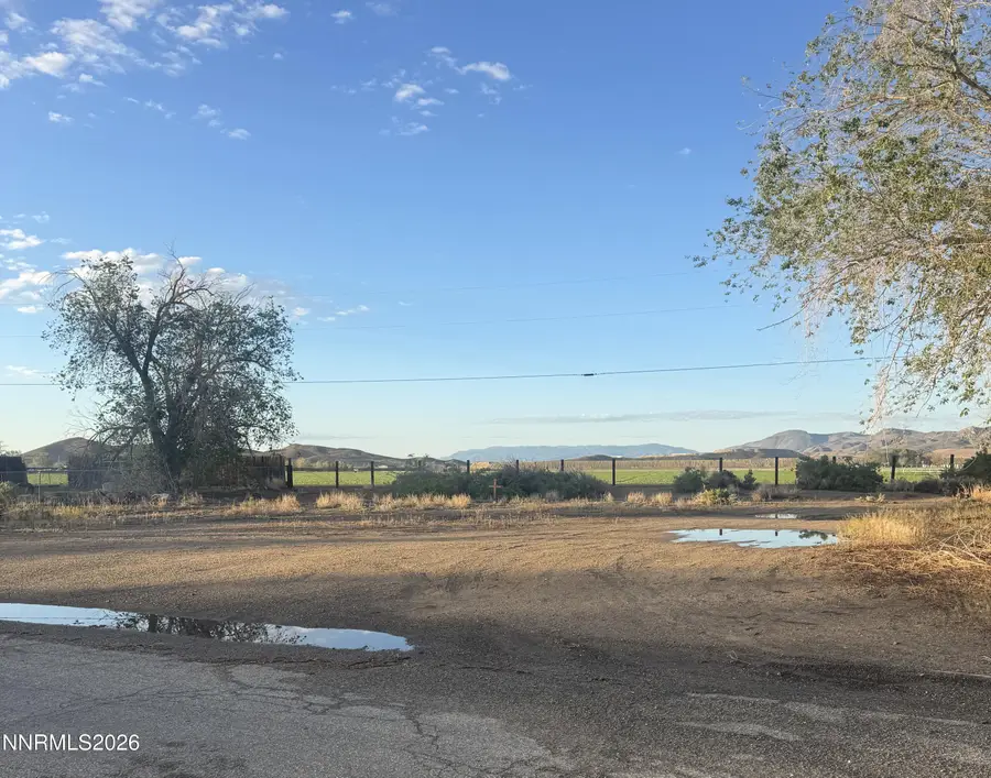 12 Penrose Drive, Yerington, NV 89447 - #2