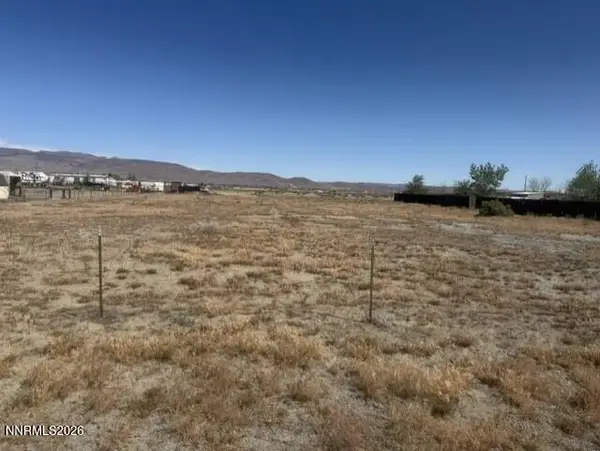 1300 W Green Avenue, Silver Springs, NV 89429