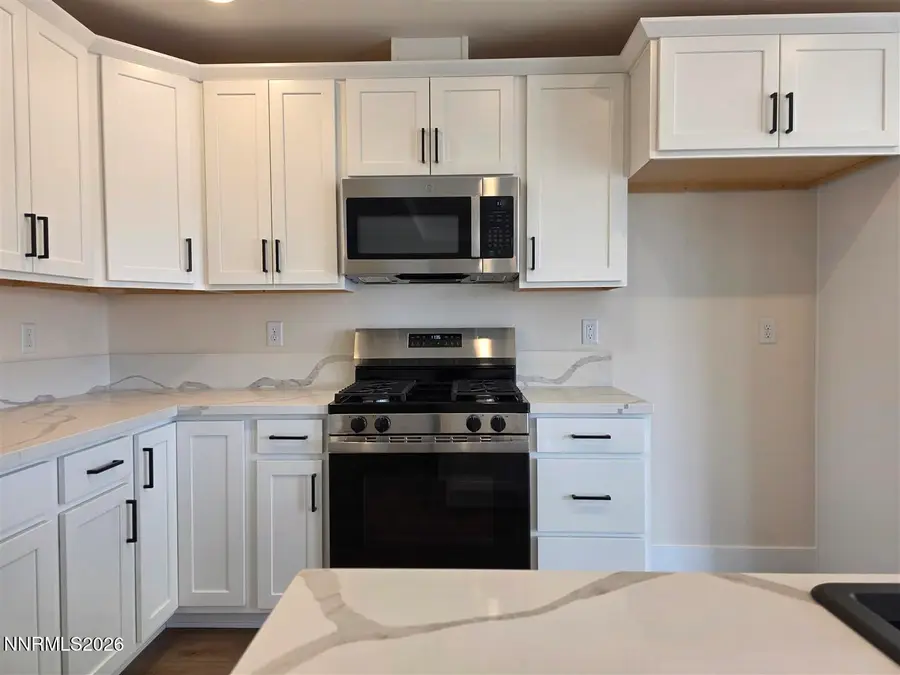 422 Seminole Drive, Yerington, NV 89447 - #3