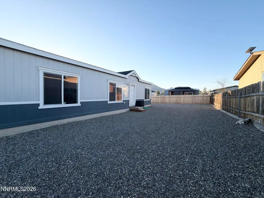3552 Crown Royal Circle, Winnemucca, NV 89445 - #2